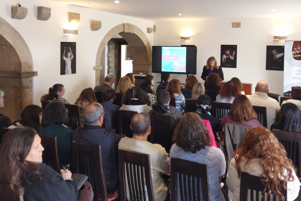 Momentos na apresentação do Manual «Culinária na Deficiência Visual»